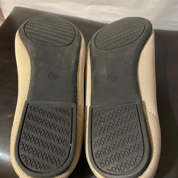 Rothy’s flat - Picture 12 of 13